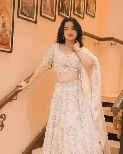Escort Kadur